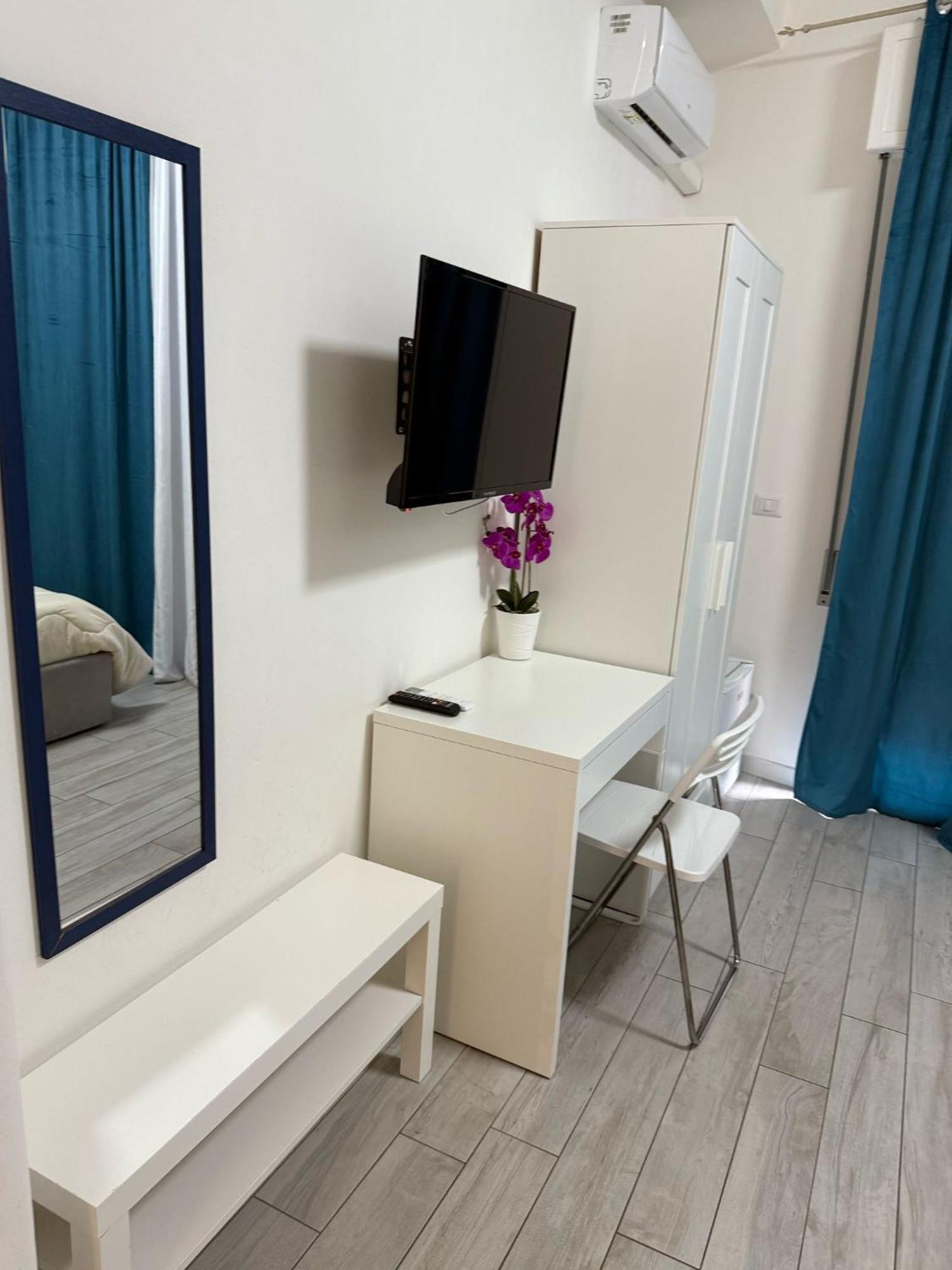 Bed and Breakfast La Stazione 92 Катания Экстерьер фото
